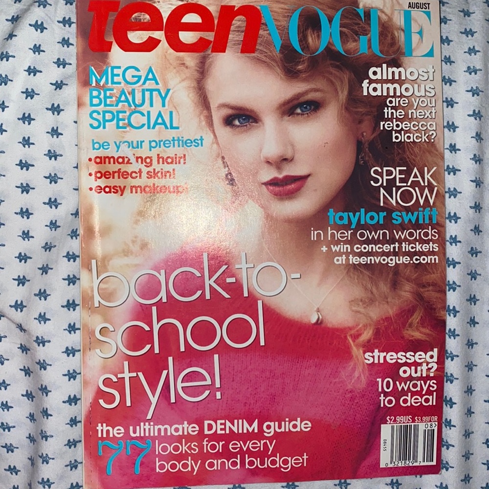 Rare Taylor Swift teen vogue magazine 2011